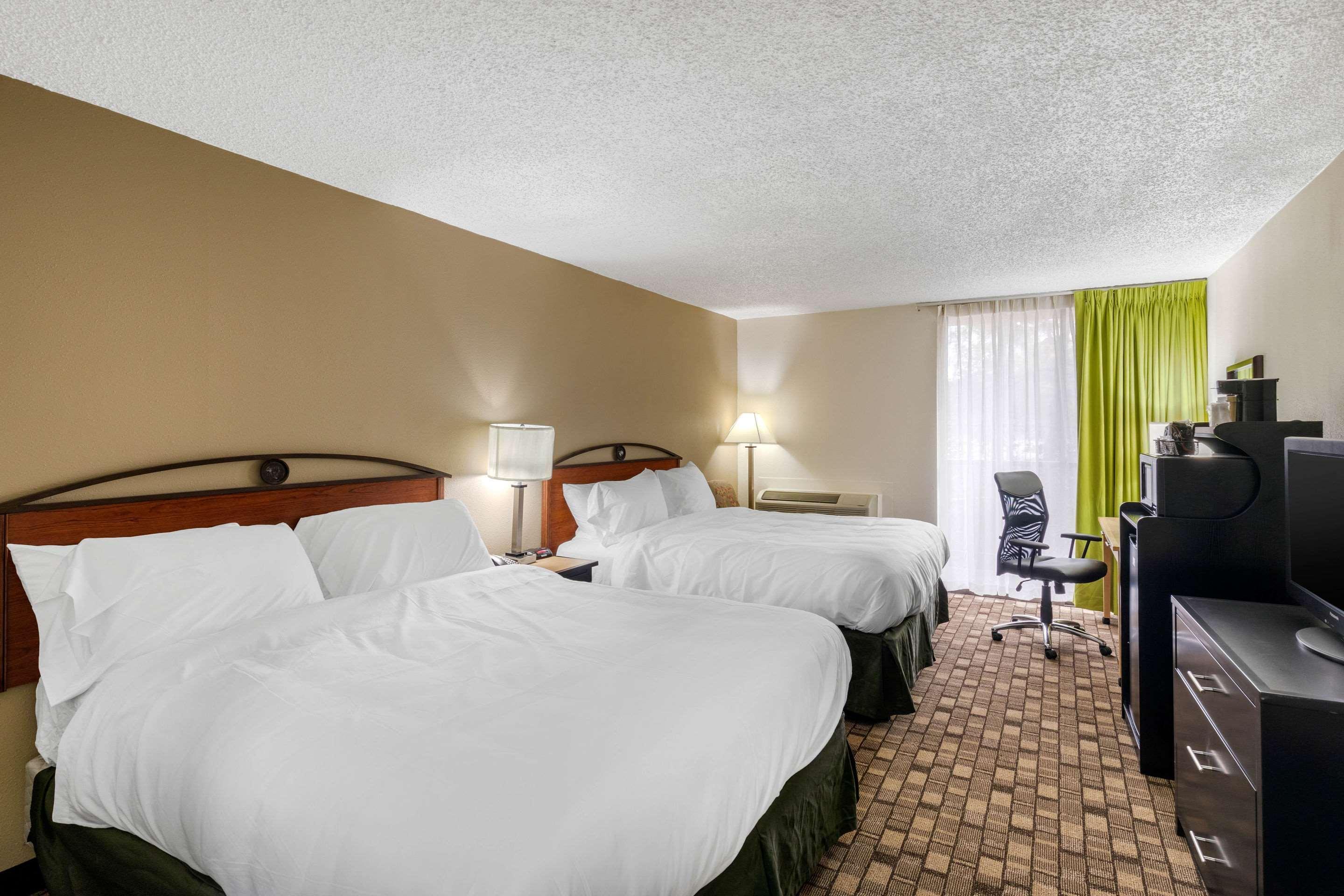 Quality Inn Tyler - Lindale Экстерьер фото