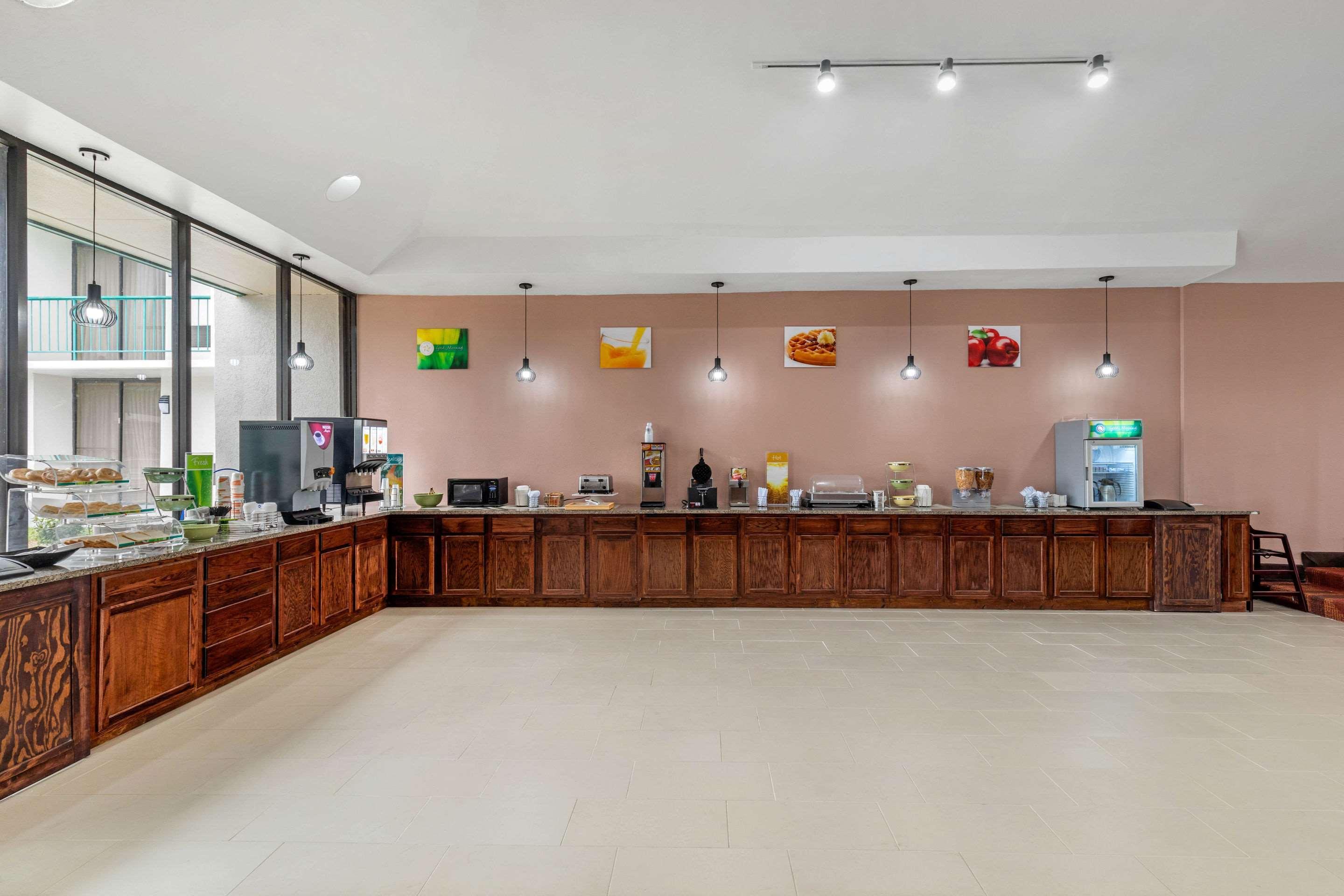 Quality Inn Tyler - Lindale Экстерьер фото