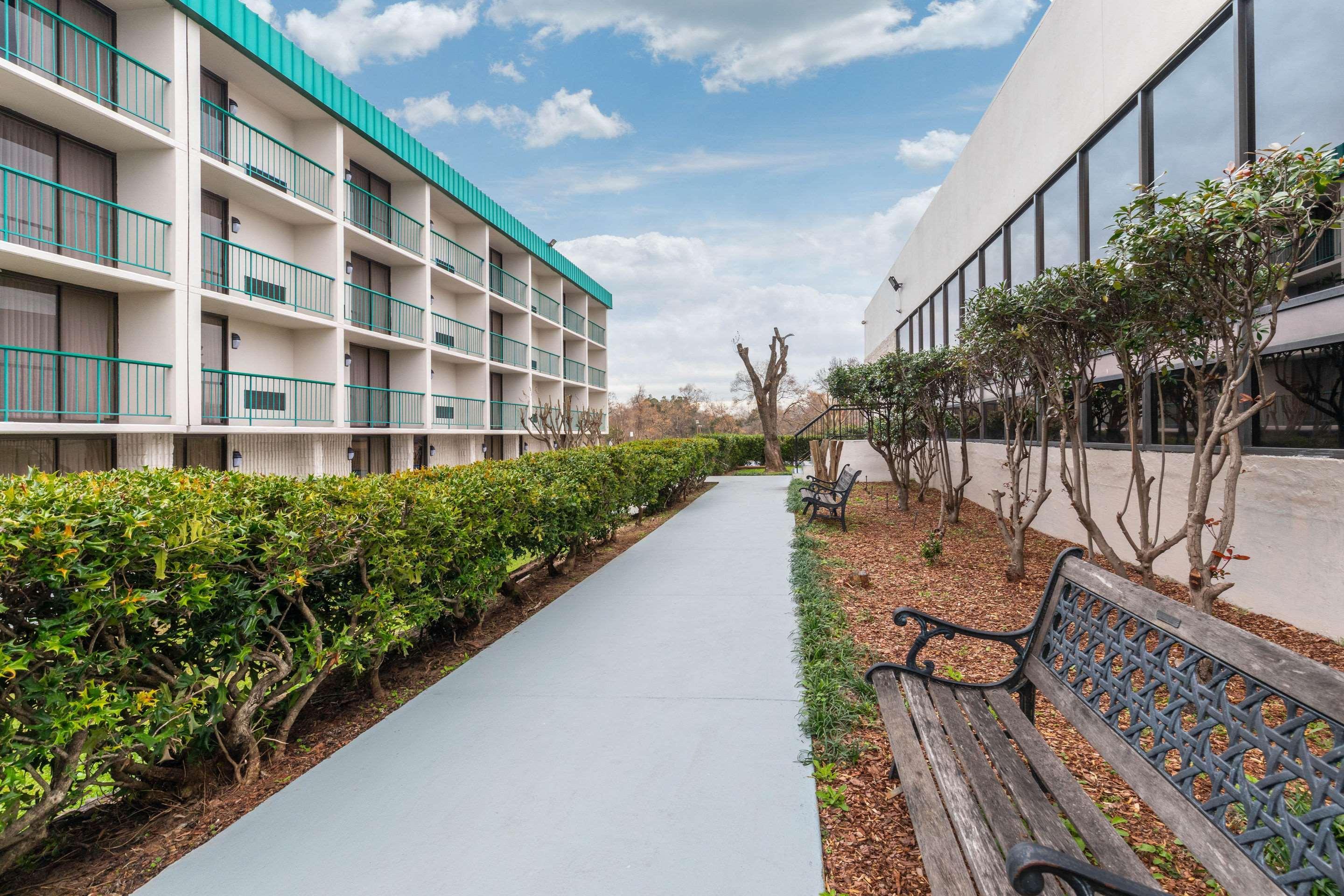 Quality Inn Tyler - Lindale Экстерьер фото