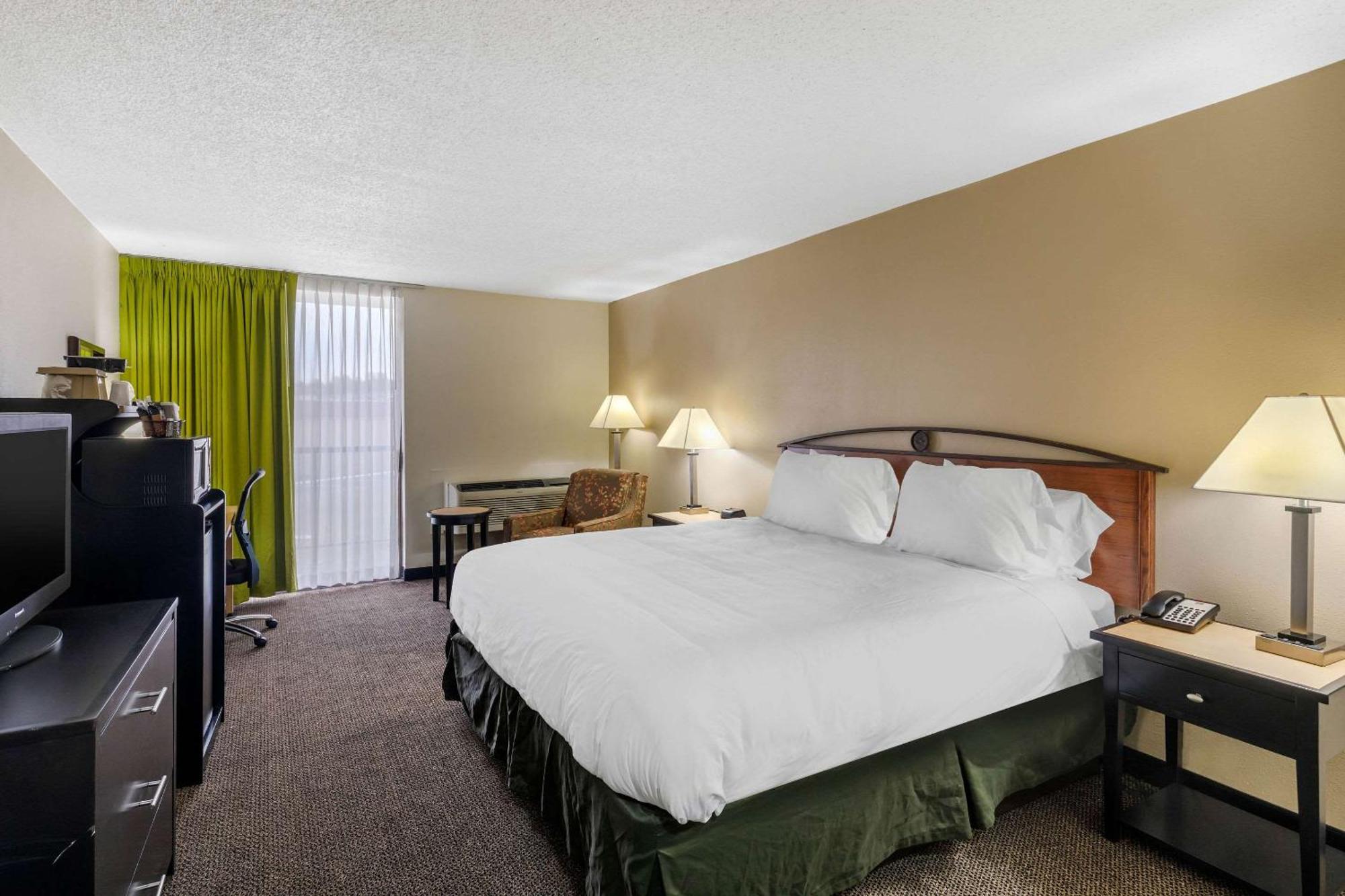 Quality Inn Tyler - Lindale Экстерьер фото