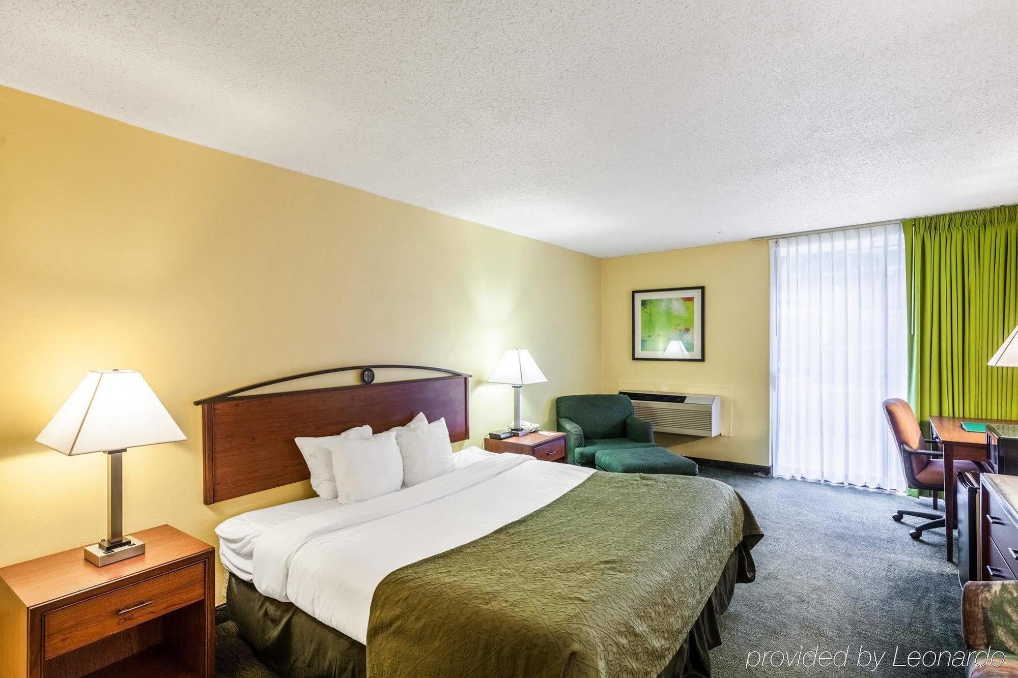 Quality Inn Tyler - Lindale Экстерьер фото