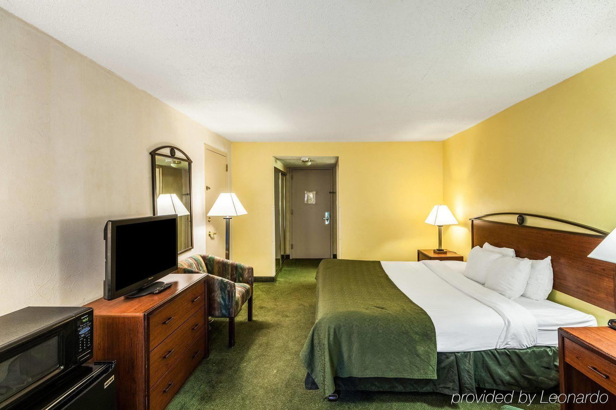 Quality Inn Tyler - Lindale Экстерьер фото