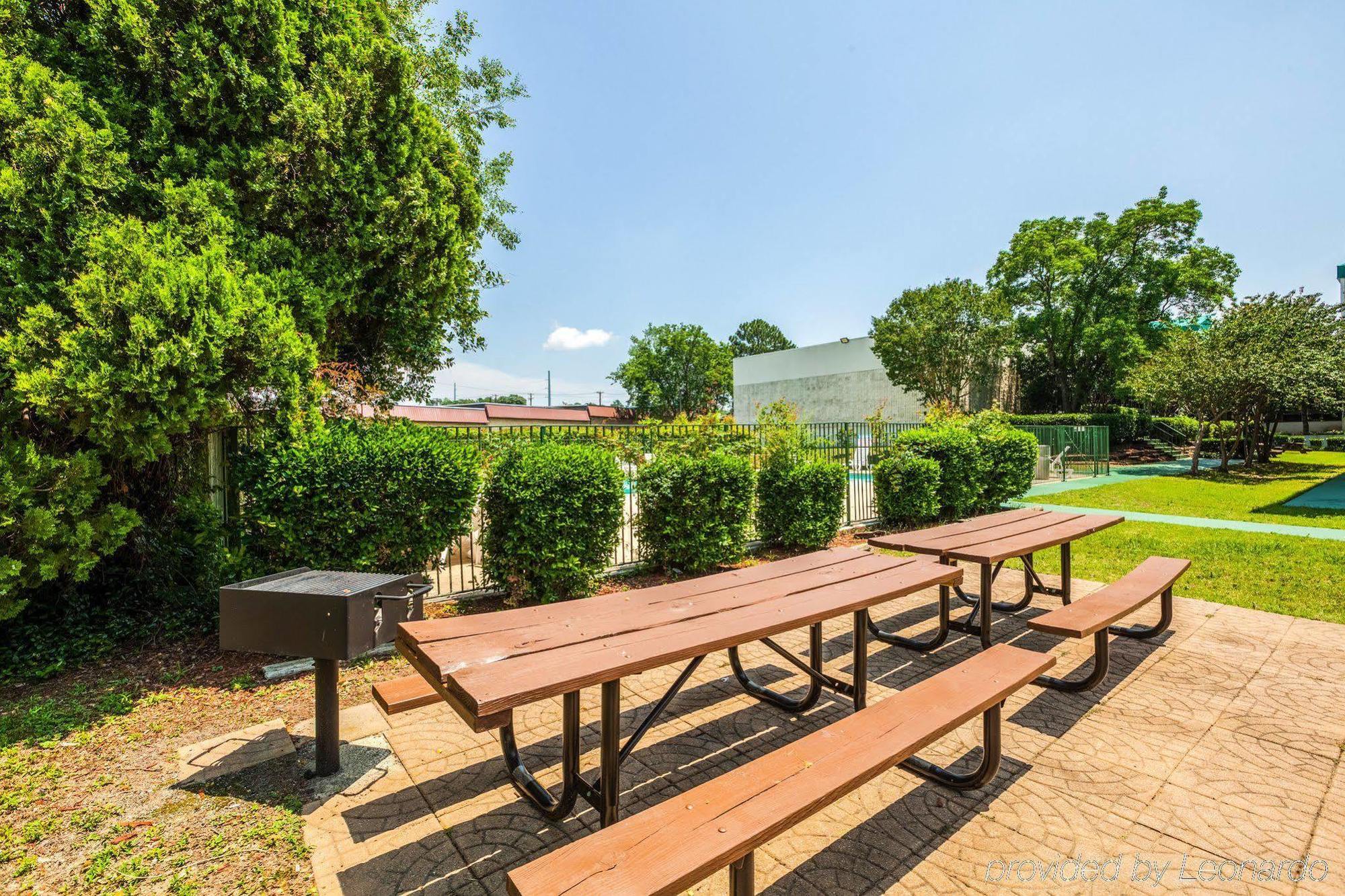 Quality Inn Tyler - Lindale Экстерьер фото